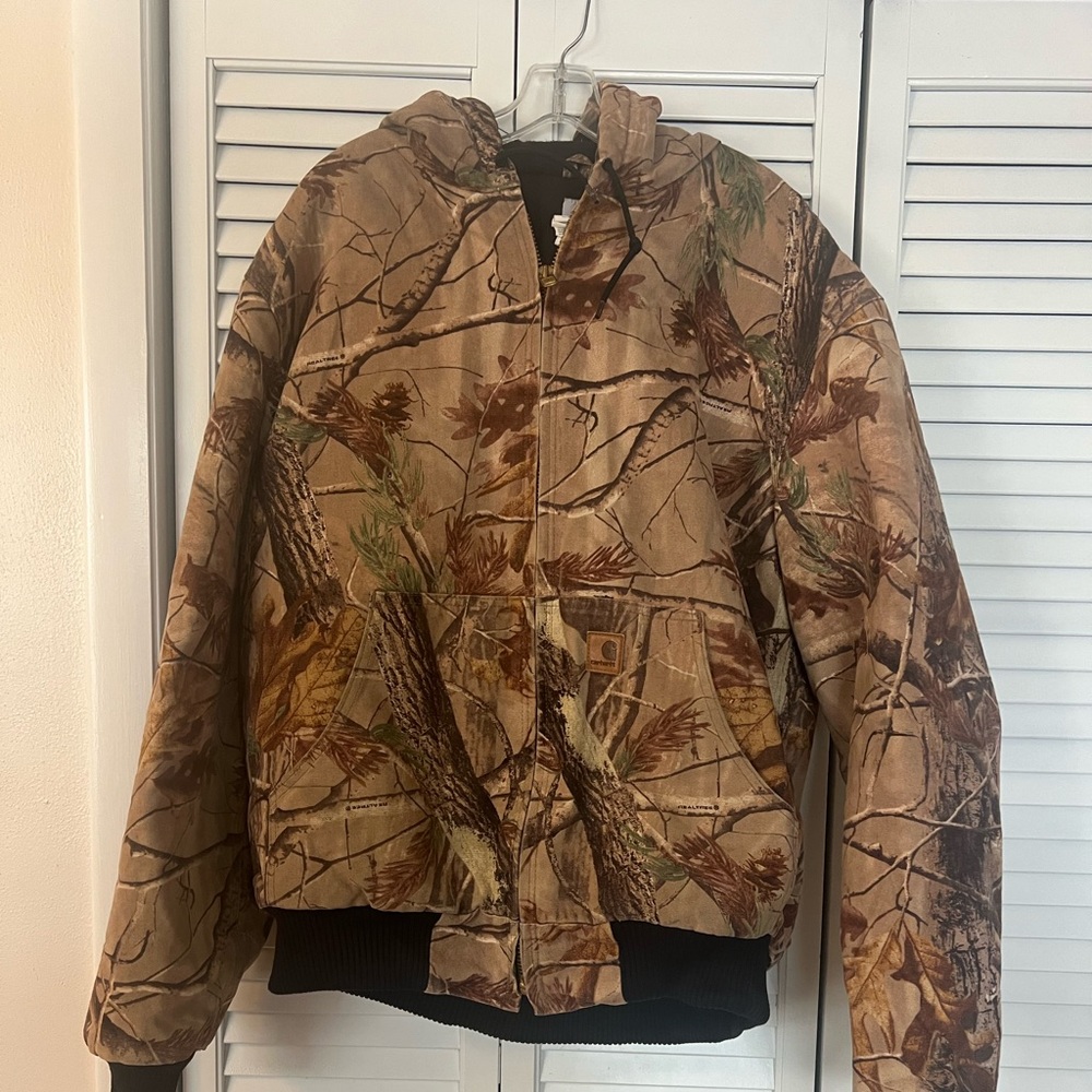Men’s Carhartt Camo Realtree Vintage Coat Large tall hunting